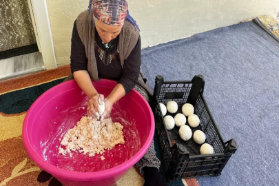 Ağrı'nın lezzetli yöresel yemeği keledoş için kollar sıvandı