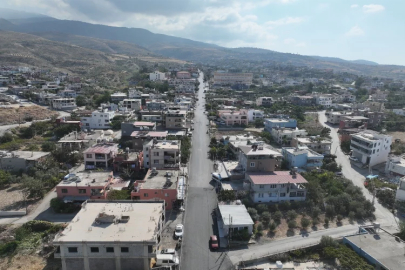 Hatay'da depremin tahrip ettiği yollar onarılıyor