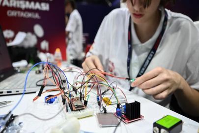 TEKNOFEST İzmir'deki "Deneyap Makeathon"da final heyecanı yaşandı