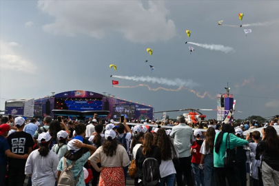 TEKNOFEST İzmir'de, ikinci gün etkinliklerle devam ediyor