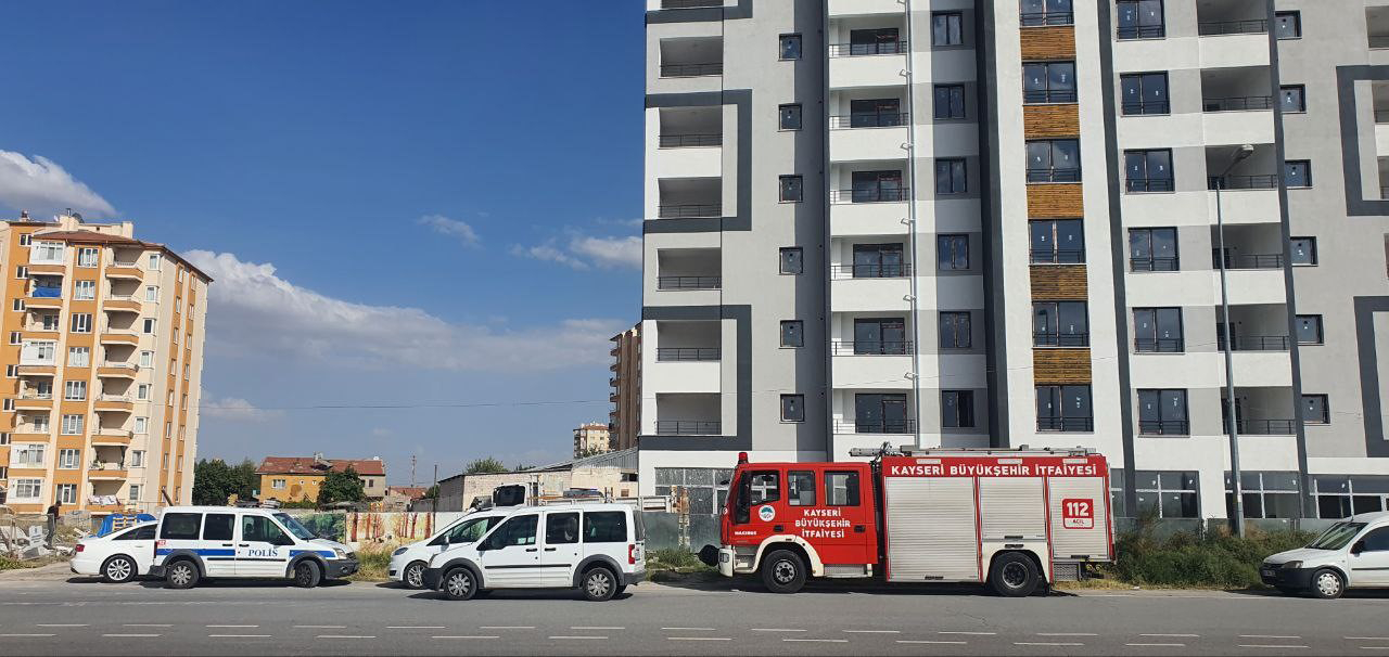 Asansör boşluğuna düşen işçi öldü (1)