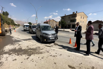 Hakkari’de 7 yıldır kapalı olan İpekyolu Caddesi trafiğe açıldı