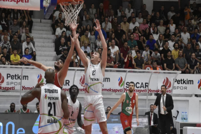 İzmir derbisini Petkimspor kazandı: Aliağa Petkimspor-Pınar Karşıyaka: 81-69