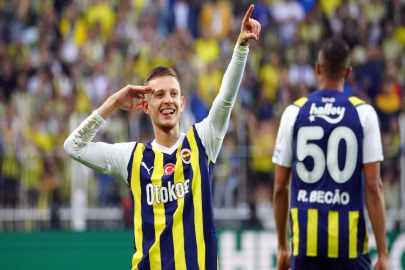 Fenerbahçe yeniden zirveye oturdu