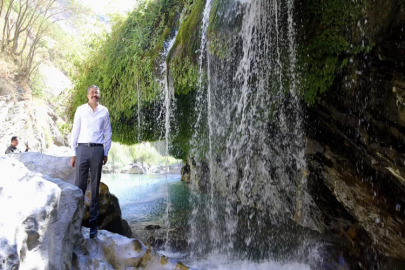 Hakkari Valisi Çelik, Kaval Şelalesi’ni inceledi