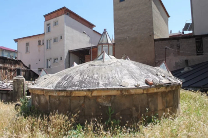 Bayburt’un Tarihi Çarşı Hamamı restore edilmezse tarihe karışacak