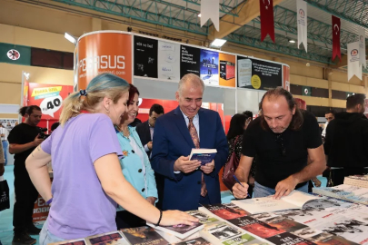 Egenin en büyük kitap fuarı Denizli'de gün sayıyor