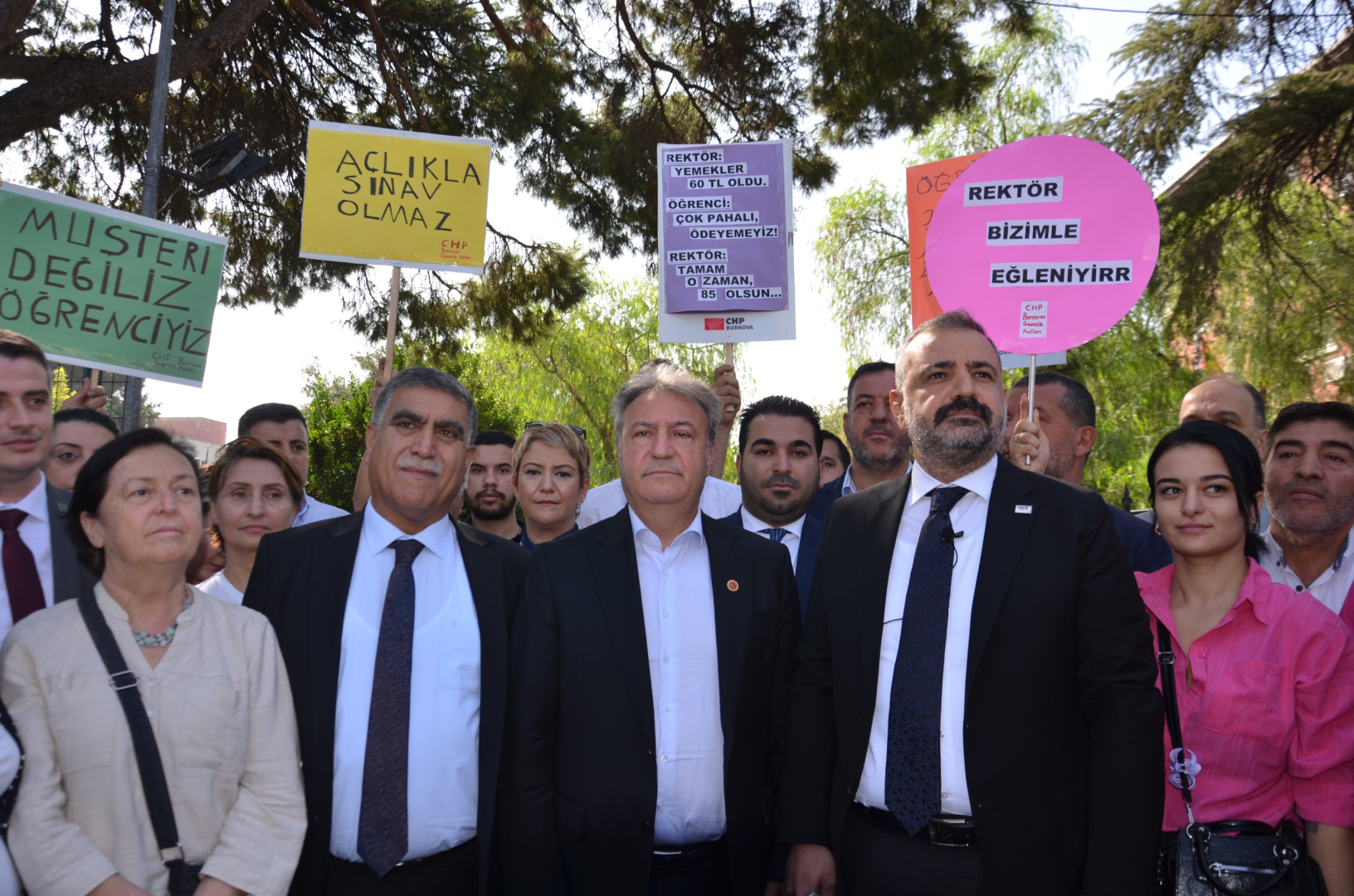 CHP’den üniversite öğrencilerine destek (6)