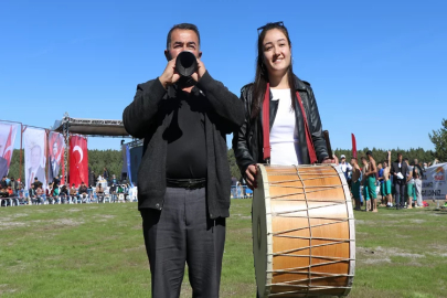 Zurnacı babanın davulcu kızı