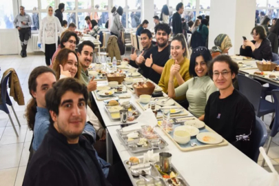 Anadolu Üniversitesi 796 öğrencisine yemek bursu verecek