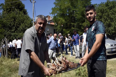 Kastamonu halkı asırlık "kuyu kebabı" geleneğini yaşatıyor