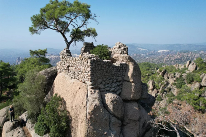 Aydın'daki Stylos Manastırı zamana direniyor