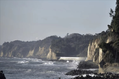 Japonya'ya tsunami uyarısı