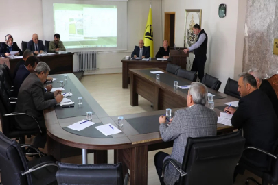 Bayburt meclisi ikinci oturum için bir araya geldi