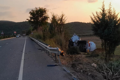 Muğla’da feci kaza: Jet yakıtı yüklü tanker yoldan çıkıp tarlaya uçtu