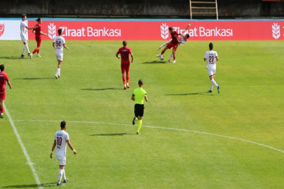 Zonguldak Kömürspor sahasında Tokat Belediye Plevnespor'a kaybetti