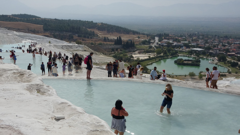 Pamukkale'de sonbahar yoğunluğu