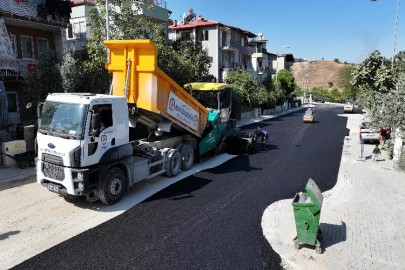 Denizli'de asfalt çalışmaları sürüyor