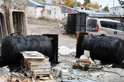 Ardahan’da su tanklarını ateşe vererek yaktılar