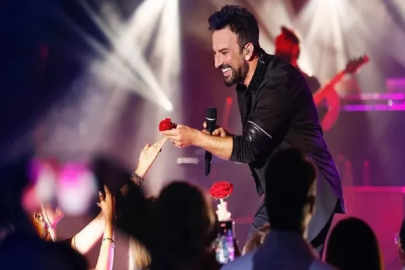 Tarkan'dan, Atatürk’e şarkı!