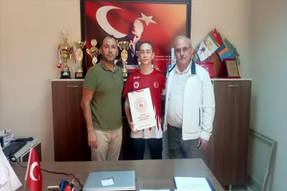 Manisa’da Dünya ikincisi sporcu ödüllendirildi