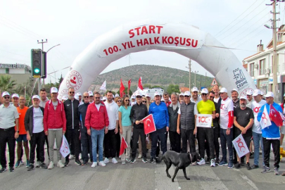 Çeşme'de Cumhuriyet Koşusu düzenlendi