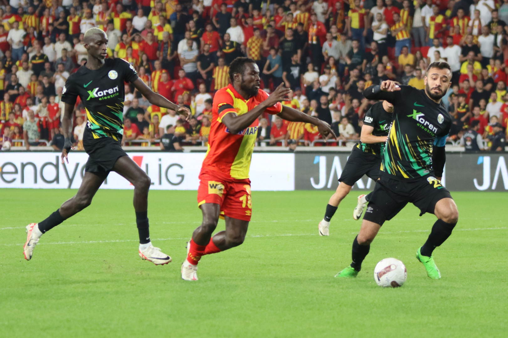 Göztepeli Mame Diouf (1)