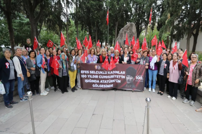 Efes Selçuklu kadınlar Zübeyde Hanım’ın huzurunda