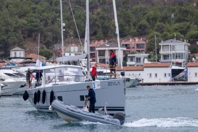 İzmir’in Cumhuriyet kalelerini inşa etmeye devam edeceğiz