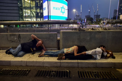 Tel Aviv'e atılan roketlere havada müdahale