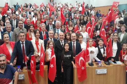 100. yılda İzmir’de bir ilk daha! Soyer: 100 yıllık yolculuğumuzdan döndüremezler