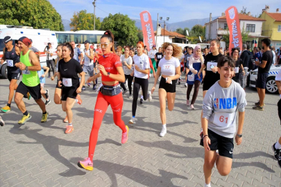 Muğla’da 30. Atatürk'e Saygı Cumhuriyet Yol Koşusu