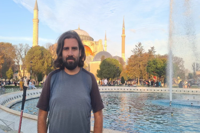 Cumhuriyetin 100. yılında Paris’ten İstanbul’a yürüdü