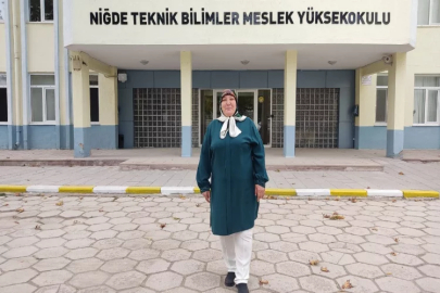 Ortaokul ve liseyi açıktan bitirdi, şimdiki hedefi lisans diploması