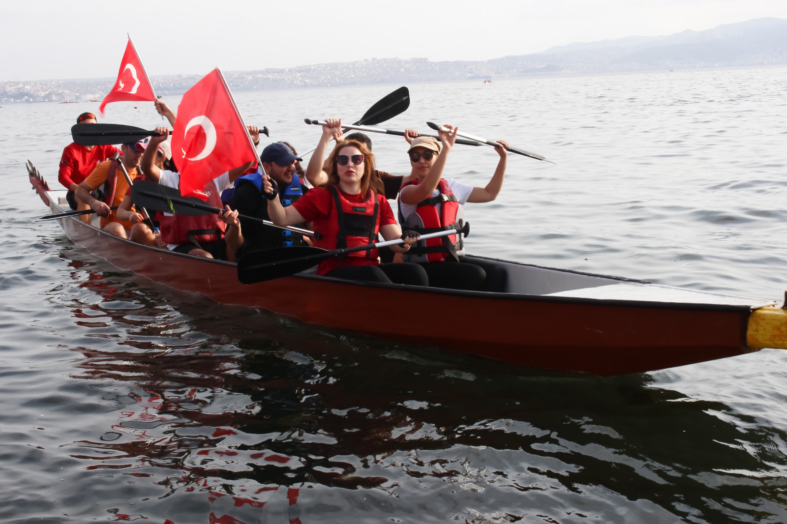 Karşıyaka’da 100. yıl coşkusu Körfez’e taşındı (2)