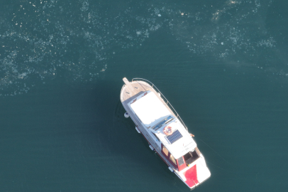 Müsilaj tehlikesi geri mi döndü? Marmara Denizi'nde korkutan görüntü