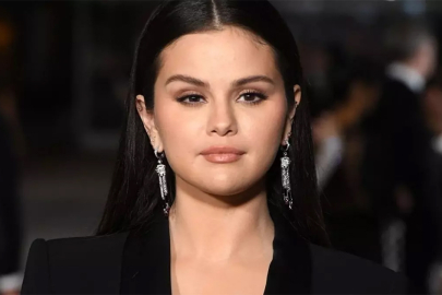 Milyonlarca kişinin ilgiyle takip ettiği Selena Gomez kimdir? Selena Gomez kaç yaşında ünlü oldu?