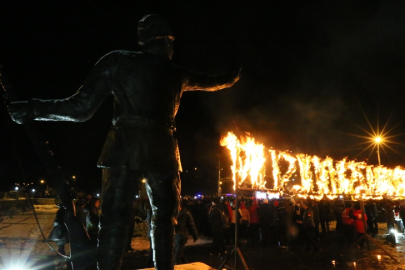 Kars'ta Sarıkamış şehitleri anısına meşaleli yürüyüş