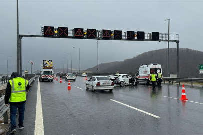 Kuzey Marmara Otoyolu'nda zincirleme kaza: 5 yaralı