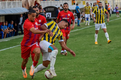 İzmir derbisinde Bucaspor ile Altınordu karşı karşıya