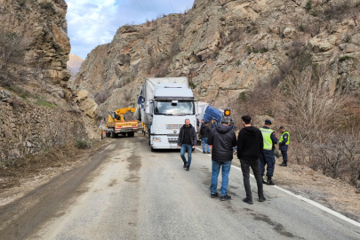 Artvin'de kara yolu ulaşıma açıldı