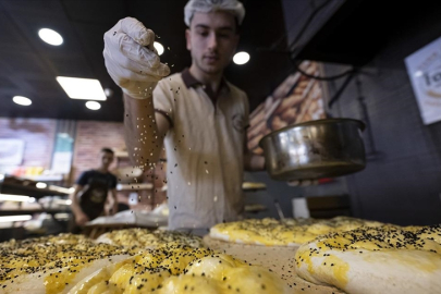 Fırıncılar Ramazan pidesi için hazırlıklarını bitirdi