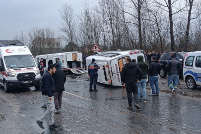 Bartın'da işçi servisleri çarpıştı: Çok sayıda yaralı var