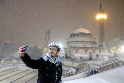 Sivas baharı beklerken kışı yaşadı