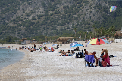 Muğla'da oy kullanan seçmenler sahilleri doldurdu