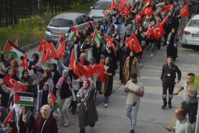 Hacettepeli öğrenciler Filistin'e destek yürüyüşü düzenledi