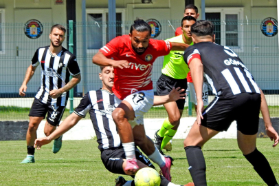 Çeşme Belediyespor ligi 3. sırada bitirdi