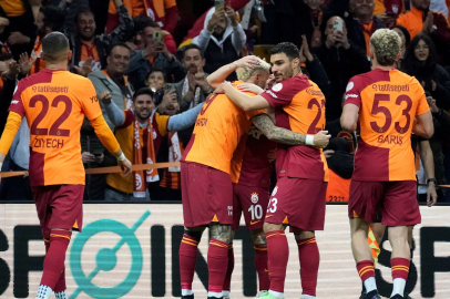 Evinde kaybetmeyen 'Galatasaray' derbiyi kazanıp şampiyon olmak istiyor!