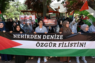 Üniversite öğrencilerinden İsrail'in Gazze'ye yönelik saldırılarına protesto