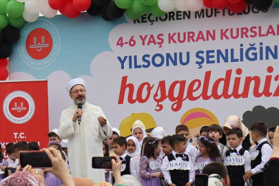 Diyanet İşleri Başkanı Erbaş: Gazze'de çocuklarımızın yaşıtı 15-20 bin kişi bombalar altında can verdi